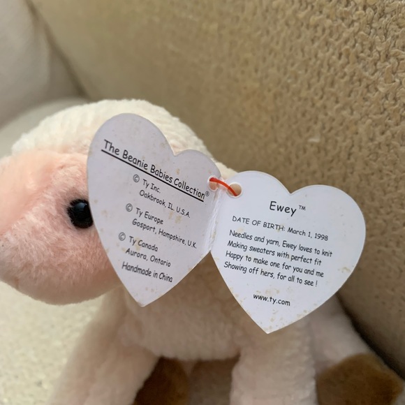TY Original Beanie Baby Ewey The Lamb. Great condition with Tags attached - Picture 3 of 8